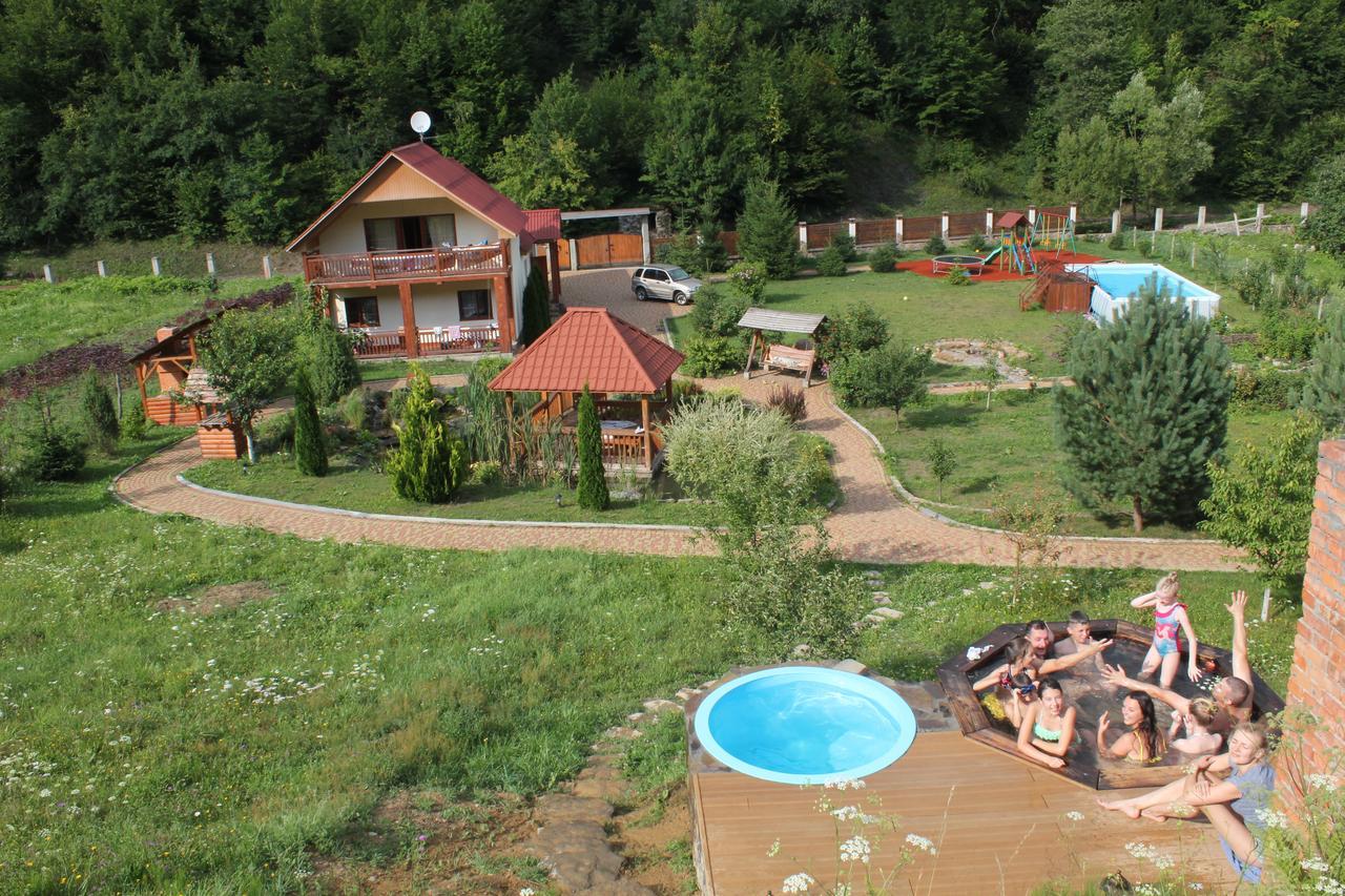 Svit Sontsya Tur'ya Polyana Exteriör bild